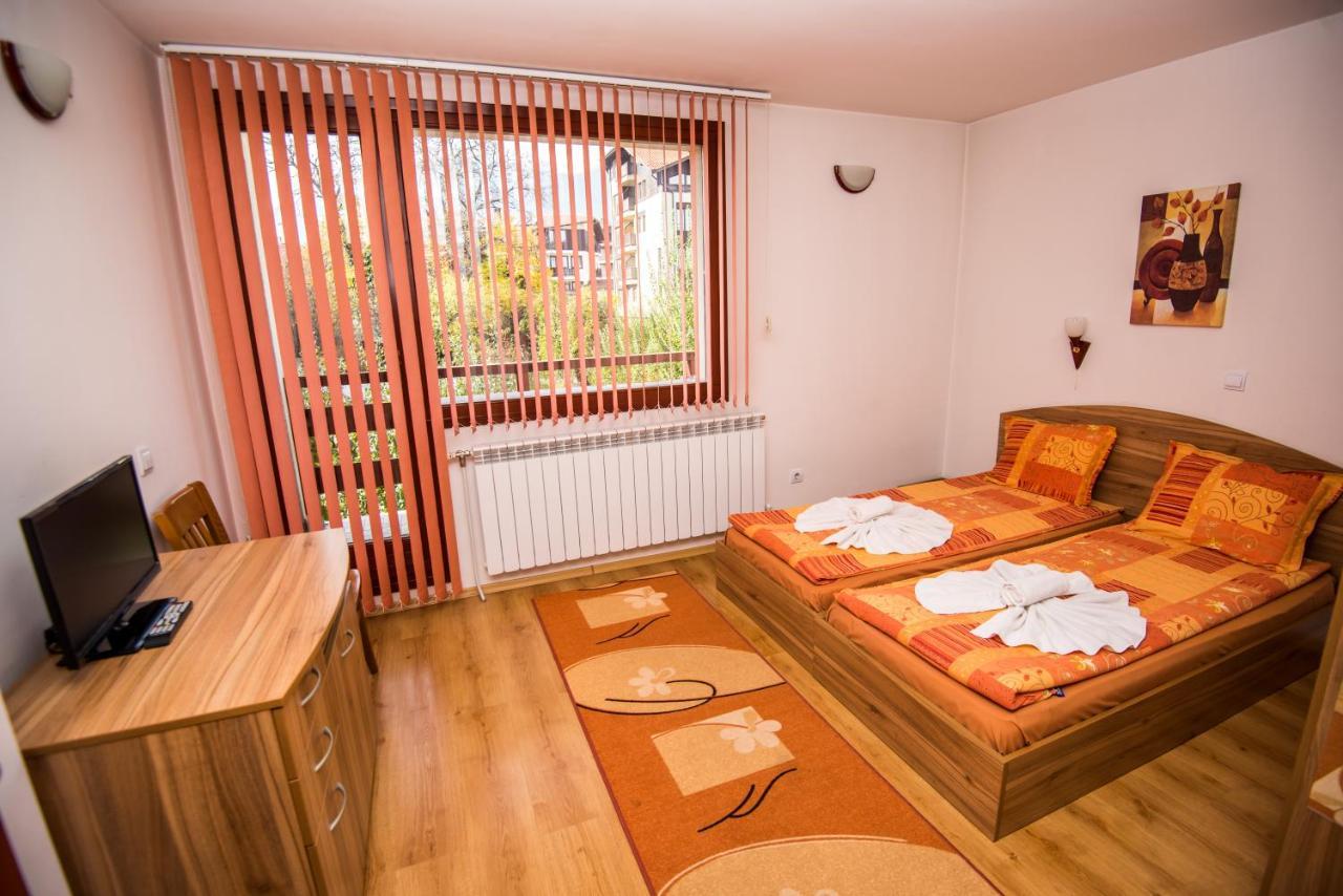 בנסקו Vien Guest House מראה חיצוני תמונה