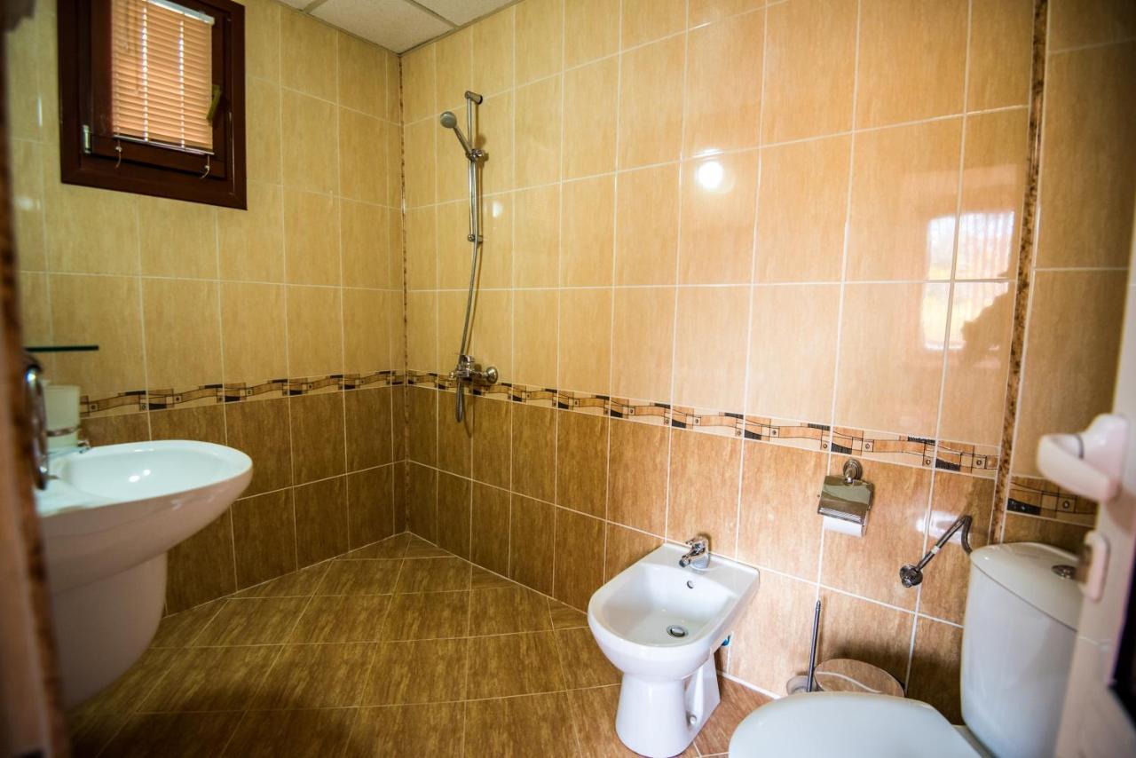בנסקו Vien Guest House מראה חיצוני תמונה