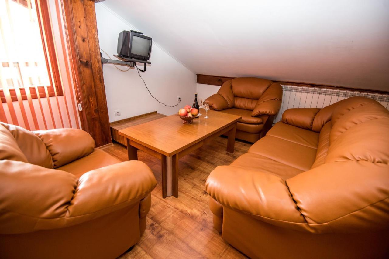 בנסקו Vien Guest House מראה חיצוני תמונה