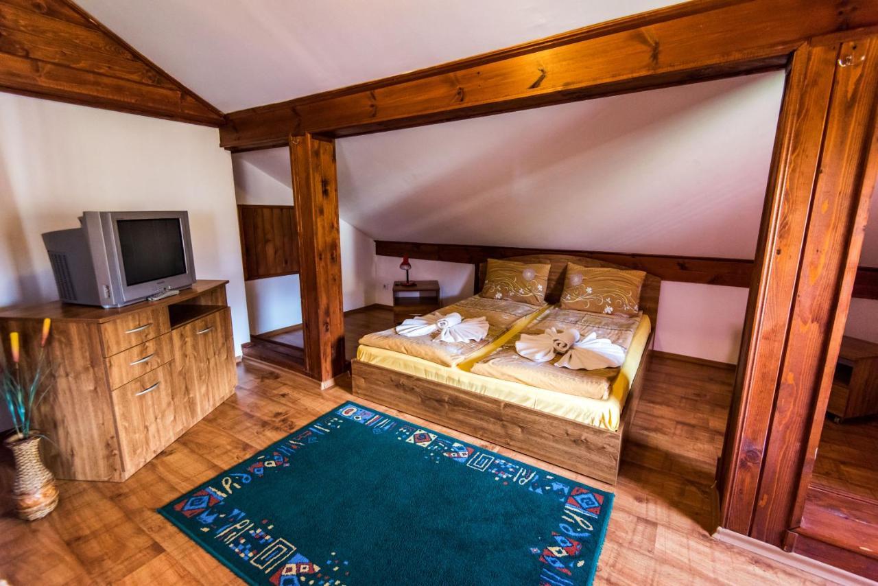 בנסקו Vien Guest House מראה חיצוני תמונה
