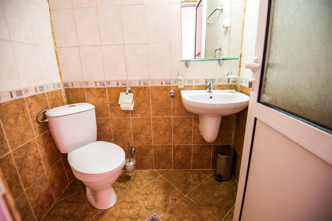 בנסקו Vien Guest House מראה חיצוני תמונה